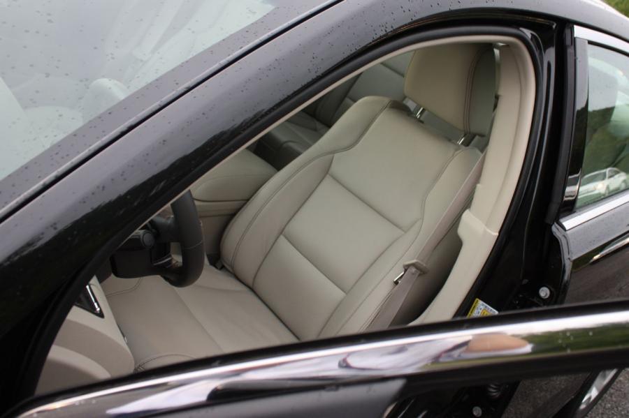  Ford Taurus 2010 года  (фото 11 из 161)